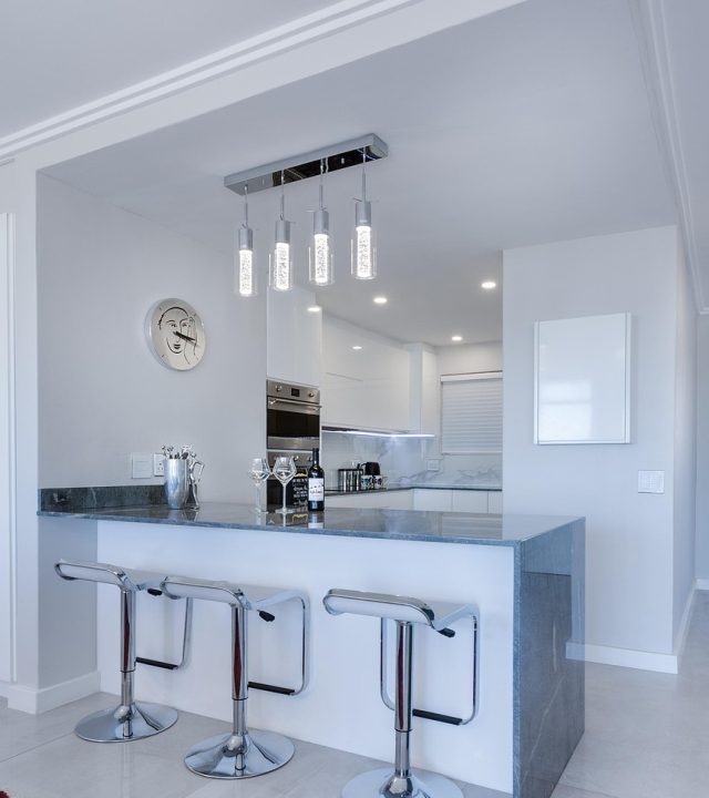 modern minimalist kitchen 3098477 1280